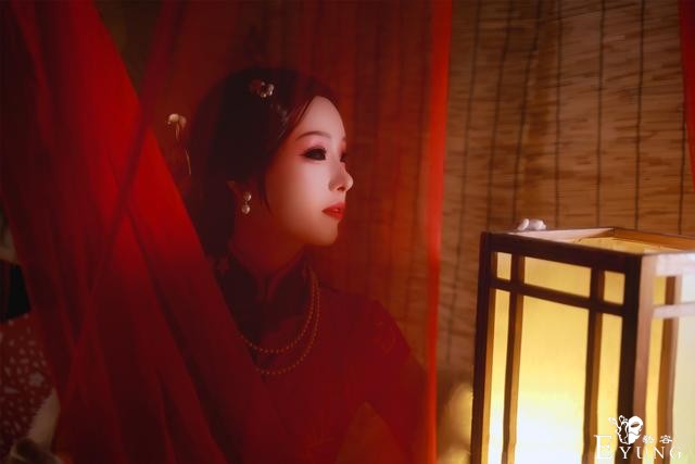 三组国人COSER扮演的手游《第五人格》角色红蝶十三娘！十分传神-5.jpg