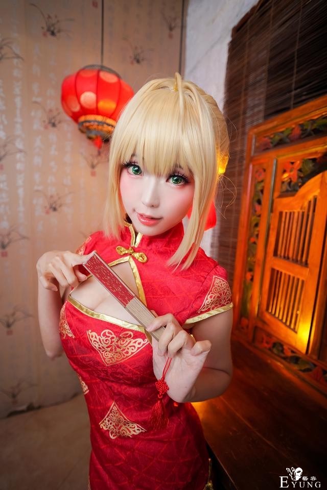 红色的优雅Cosplay二次元动漫-7.jpg