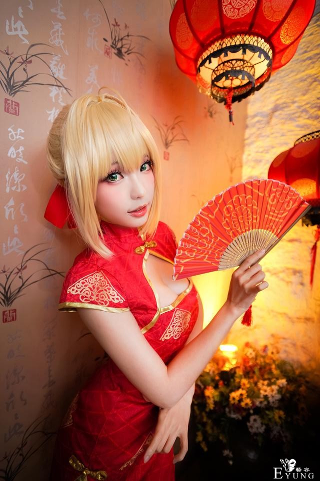 红色的优雅Cosplay二次元动漫-9.jpg