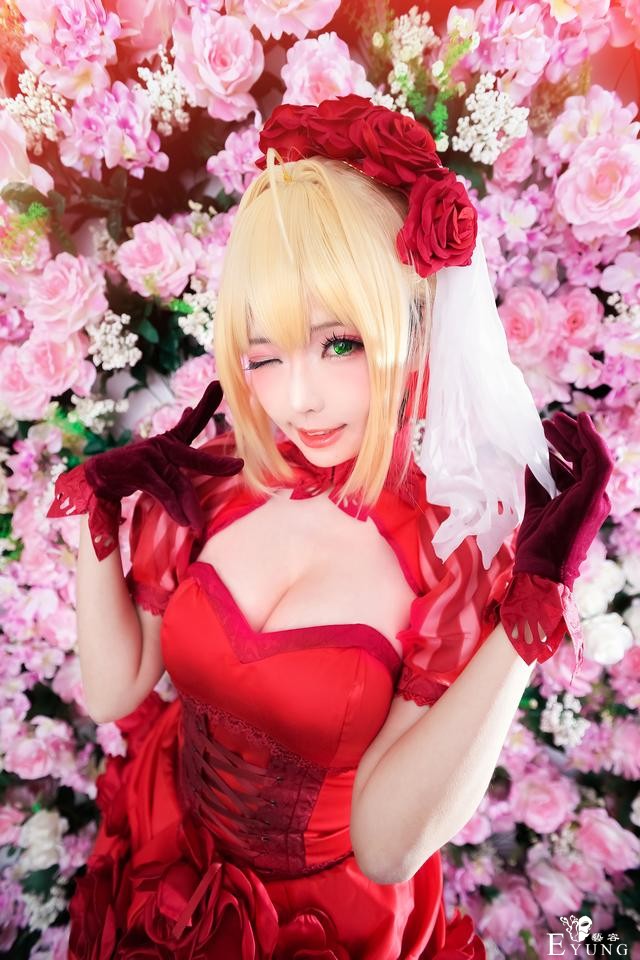 红色的优雅Cosplay二次元动漫-12.jpg