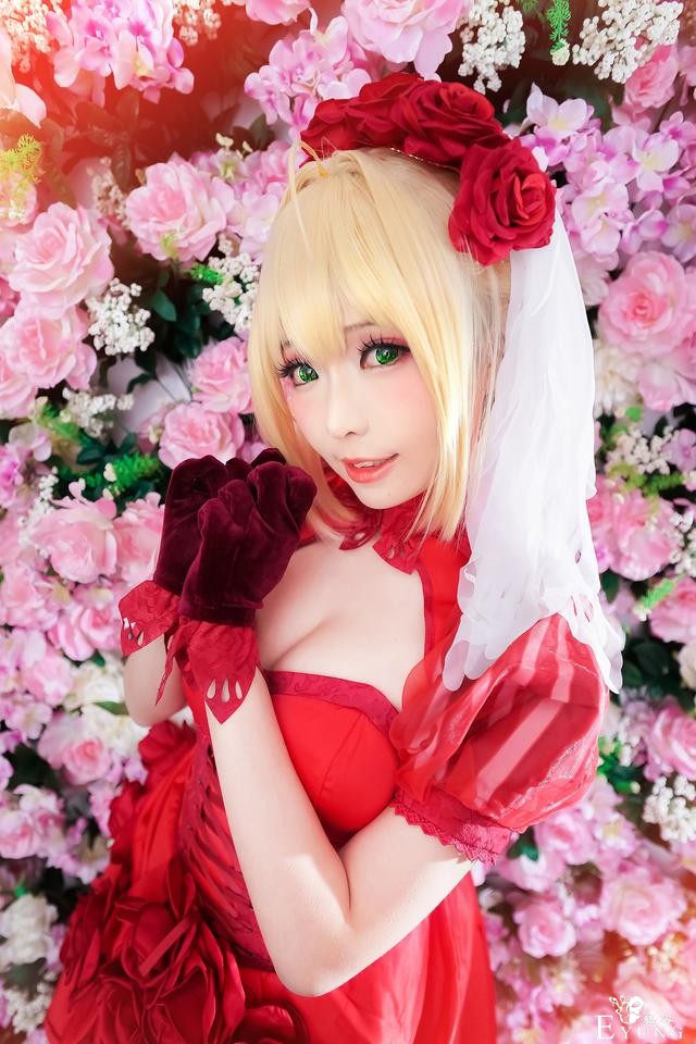 红色的优雅Cosplay二次元动漫-11.jpg