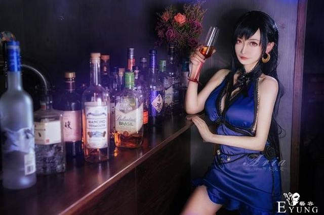 御姐礼服装蒂法cos-4.jpg