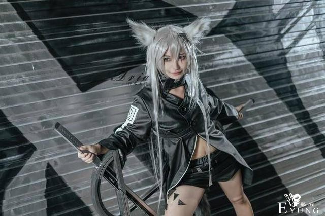 明日方舟拉普兰德cosplay猫耳朵很可爱-3.jpg