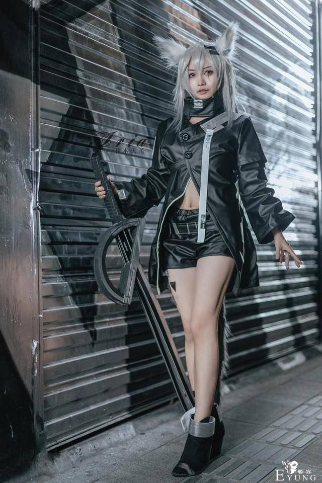明日方舟拉普兰德cosplay猫耳朵很可爱-5.jpg