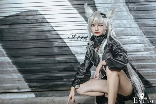 明日方舟拉普兰德cosplay猫耳朵很可爱-7.jpg