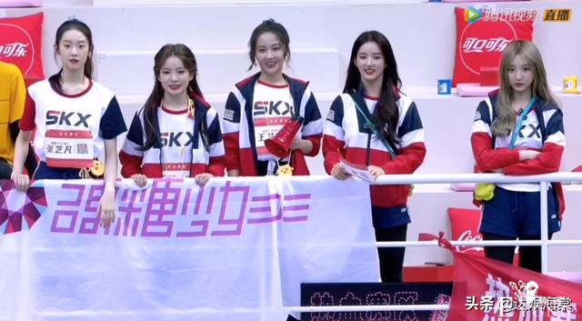 硬糖少女被批遮挡r1se横幅，看清刘些宁的动作：陈卓璇不用澄清-2.jpg