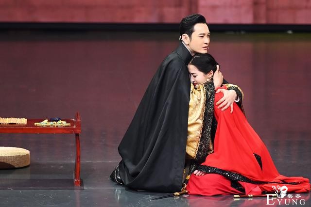 《王牌对王牌5》收官 黄晓明重演《大汉天子》名场面-4.jpg