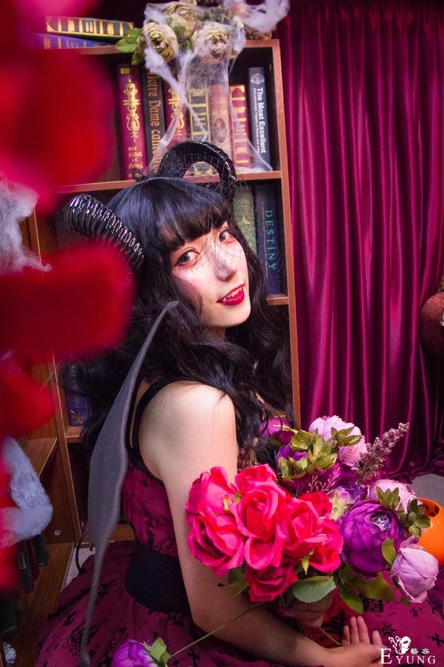 小恶魔cos小姐姐，你这个系列我好像看过-8.jpg