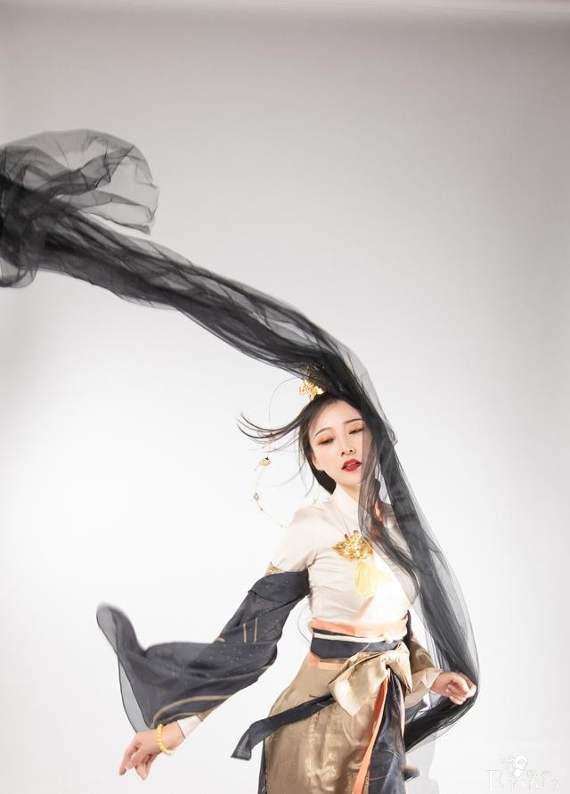 一组画风很有个性的插画作品欣赏！造型和画面表现力都相当帅气-28.jpg