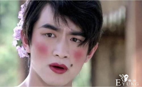搞笑的男扮女装系列，你能忍多久-9.jpg