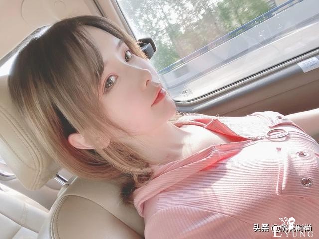 女装大佬轩墨宝宝承认隆胸，穿上皮卡丘上衣，不愧是最萌伪娘-5.jpg