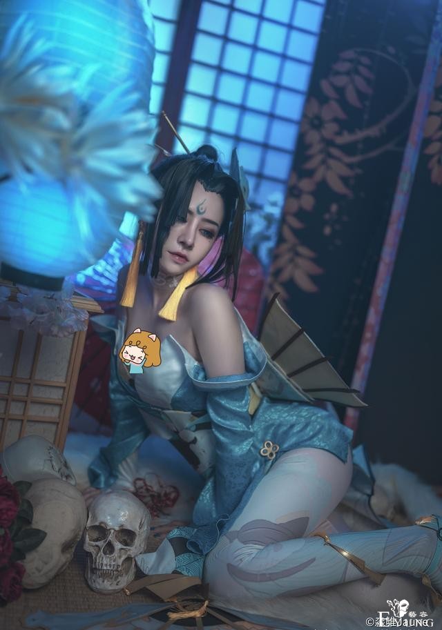 魅力与气质并存，《王者荣耀》不知火舞魅语cos，绝美惊艳-7.jpg
