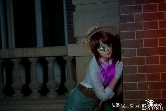 为爱发电：cos了几十套角色，最爱《第五人格》的园丁-8.jpg