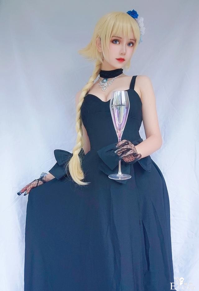 三组漂亮妹子COS的人气游戏《FGO》角色贞德！还原度不错-11.jpg