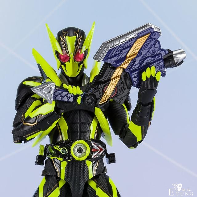 假面骑士01烂尾不要紧，闪蝗SHF真的很香，蝗虫战斧我给满分-2.jpg