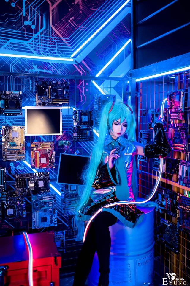 三组漂亮国人妹子COS的虚拟角色“初音未来”！很可爱的作品-5.jpg