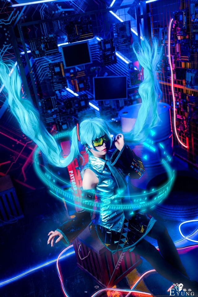 三组漂亮国人妹子COS的虚拟角色“初音未来”！很可爱的作品-8.jpg