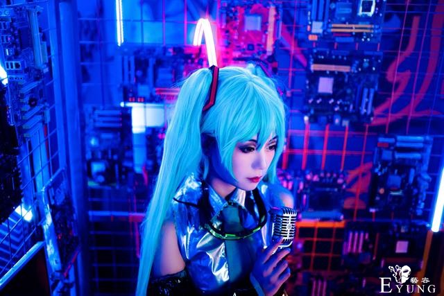 三组漂亮国人妹子COS的虚拟角色“初音未来”！很可爱的作品-7.jpg