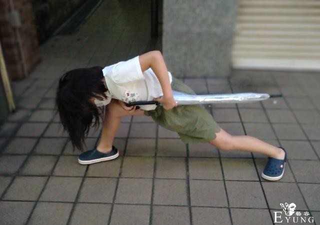 鬼灭之刃火遍日本小学，不仅有人出COS，还有人想加入鬼杀队-1.jpg