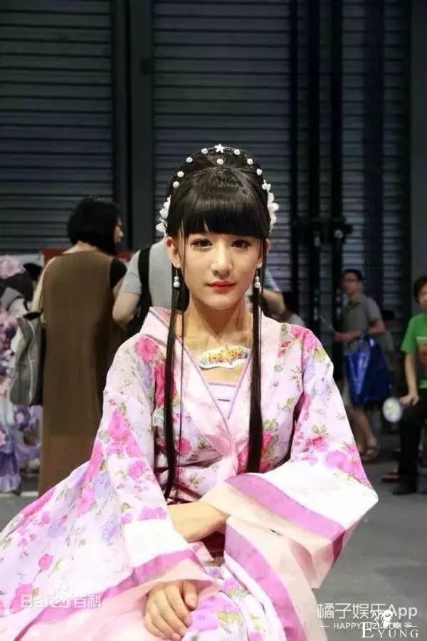 还记得中国最美“伪娘”小灿么？他换上男装依然帅翻一片！-23.jpg