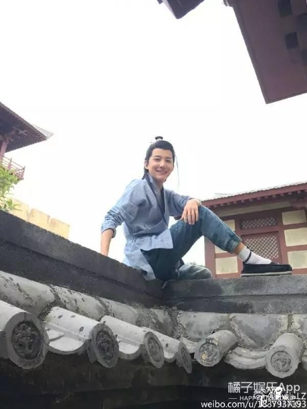 还记得中国最美“伪娘”小灿么？他换上男装依然帅翻一片！-31.jpg