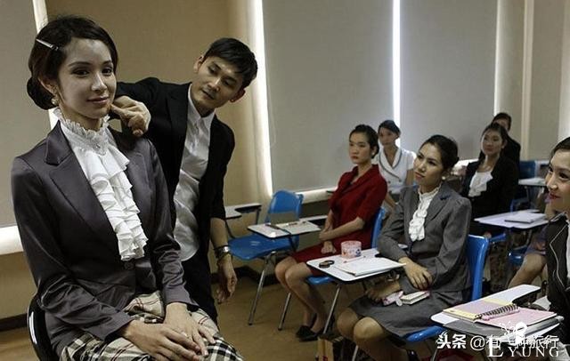 泰国人妖男变女全过程，妖娆身姿、美艳的背后却是一把辛酸-3.jpg