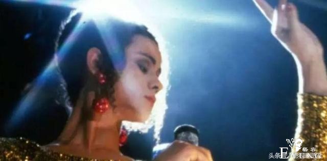 比女人还要女人，这10位男扮女装的表演太精彩了！-5.jpg