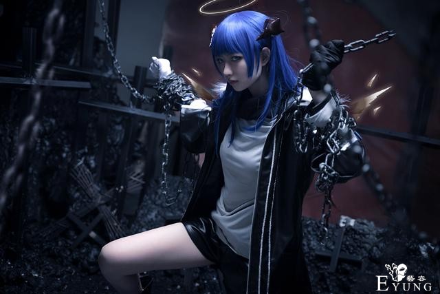 三组国产游戏《明日方舟》COSPLAY作品欣赏！造型很帅气哦-13.jpg