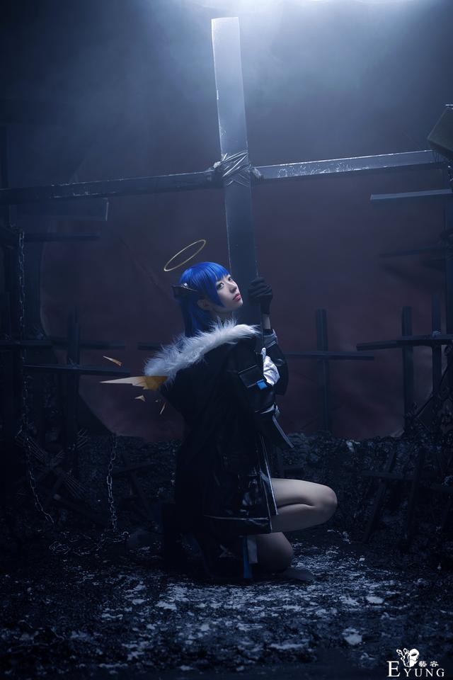 三组国产游戏《明日方舟》COSPLAY作品欣赏！造型很帅气哦-22.jpg