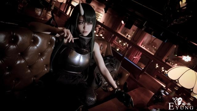 三位国人漂亮妹子COS的国产游戏《明日方舟》角色“星熊”-27.jpg