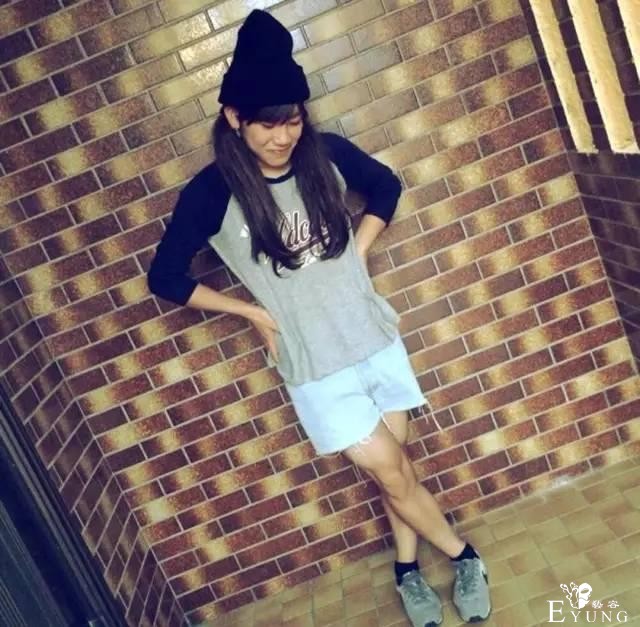这个小学生男生被打扮成伪娘，成了日本网友追捧的网红-4.jpg