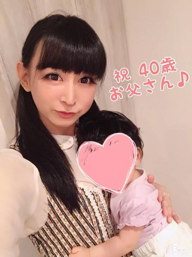 40岁“伪娘”大叔：这年头，连大叔也能软萌和可爱...-3.jpg