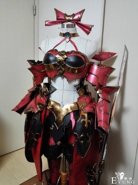 为了儿子的伪娘之路，日本妈妈成为cos服装道具制作大师-3.jpg