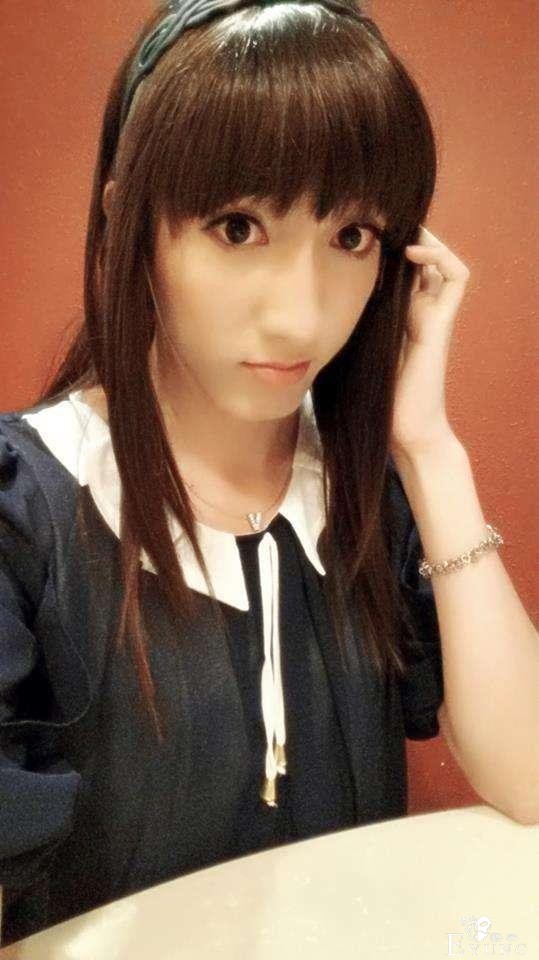 伪娘女装子堂：风吹起了，我在古老的巷口等你-1.jpg
