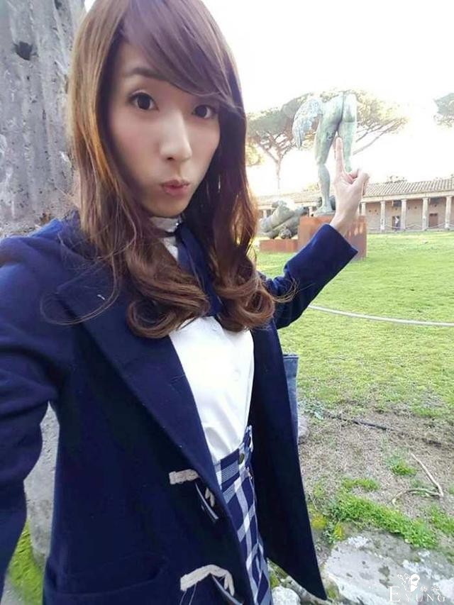 伪娘女装子堂：风吹起了，我在古老的巷口等你-5.jpg