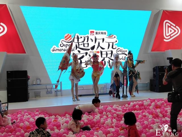 二次元的盛宴，一起来西漫看这些COS的小姐姐吧-7.jpg