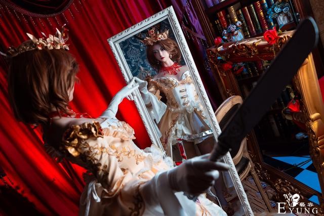三位漂亮COSER扮演的《第五人格》角色红夫人！画面相当华丽-3.jpg