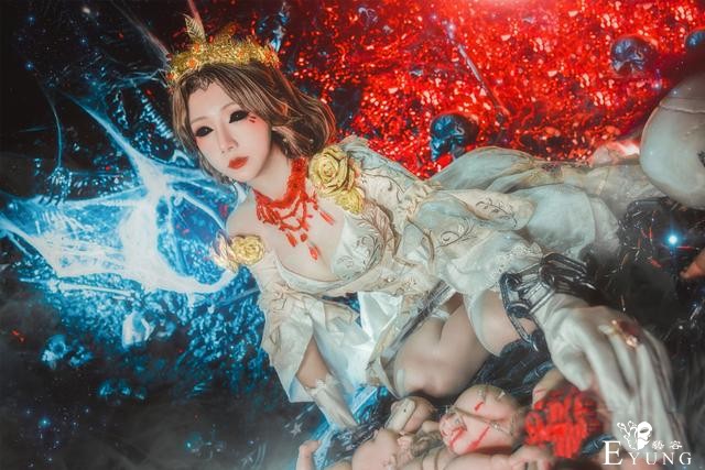 三位漂亮COSER扮演的《第五人格》角色红夫人！画面相当华丽-14.jpg