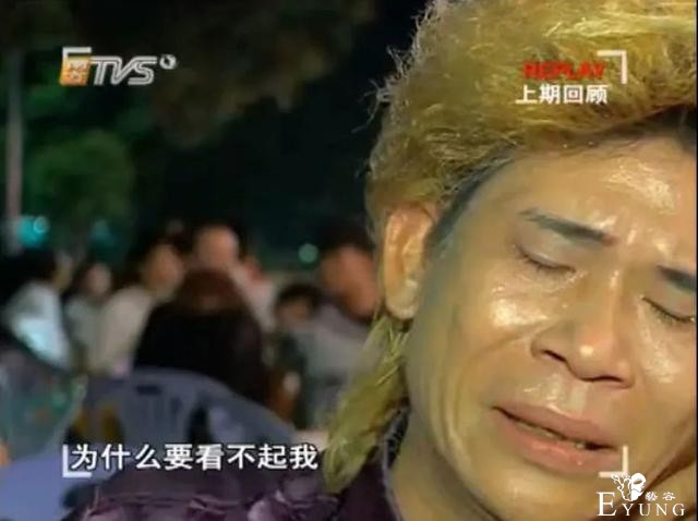 卖唱，跳舞，陪酒……她其实是男扮女装-12.jpg