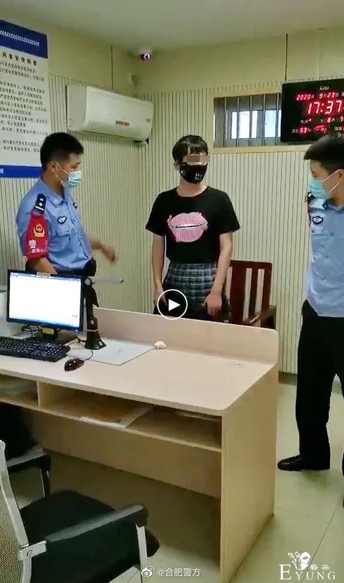 黑长直+百褶裙，男子扮女装混入女澡堂，待了3小时…-5.jpg
