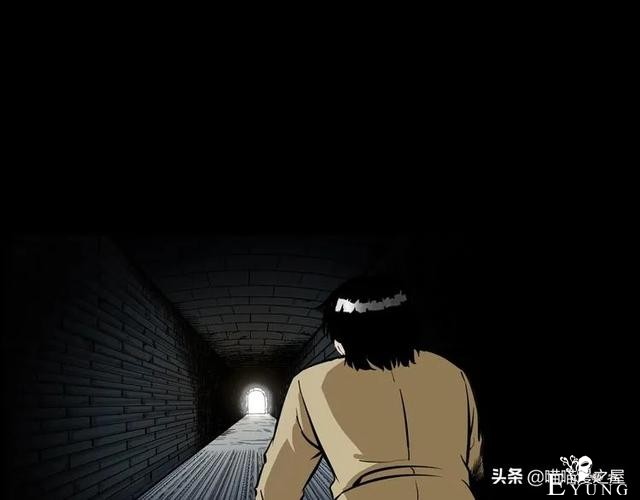 从桥底走出来后，背后多了很多小手印，太可怕了（漫画）-26.jpg