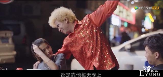 卖唱，跳舞，陪酒……她其实是男扮女装-13.jpg