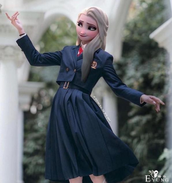 艾莎女王也玩变装秀，JK制服太惊艳，汉服像仙子一般-4.jpg