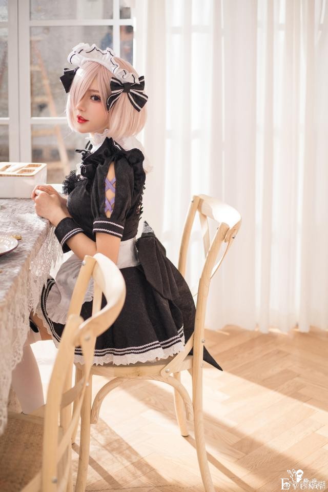 Coser肉糊糊_女仆制服cos-5.jpg