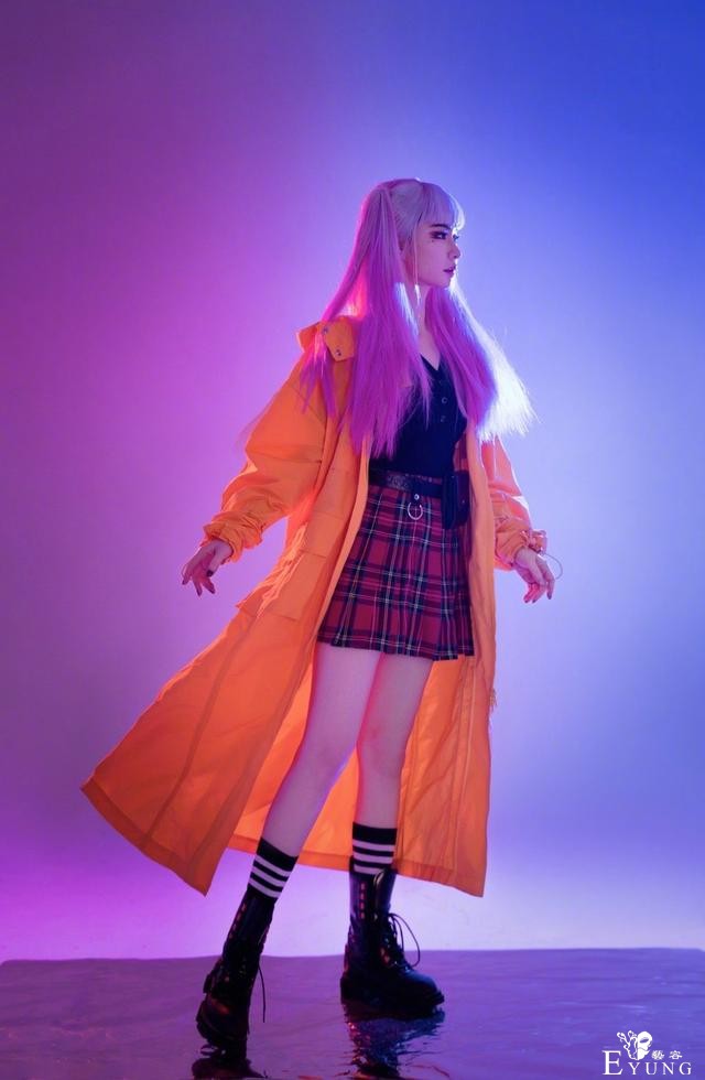 明星也爱玩cosplay，这些惟妙惟肖的造型，谁最有二次元风-8.jpg