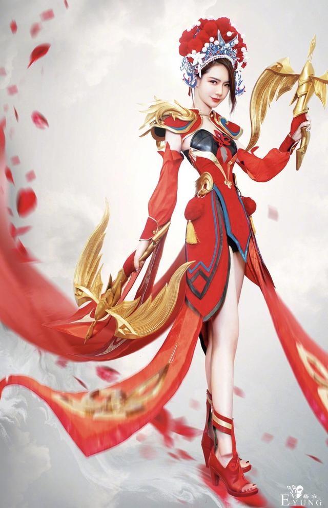明星也爱玩cosplay，这些惟妙惟肖的造型，谁最有二次元风-9.jpg