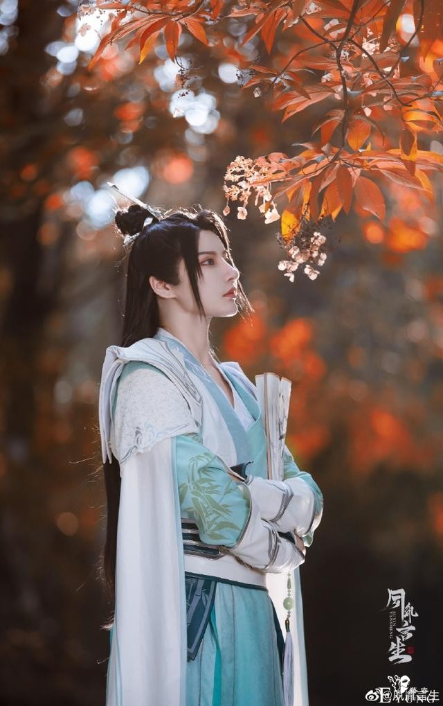 绝美颜值，《穿书自救指南》沈清秋cos，第一眼就被惊艳到-2.jpg