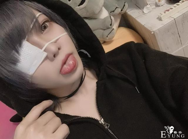 日本女装大佬吸粉40多万！前一秒是大叔，后一秒变萌萝莉-15.jpg