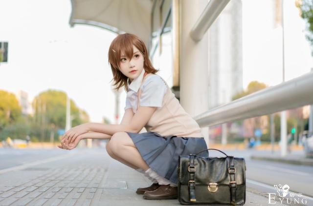 我愿称你为最美coser，自己神还原，还把搭档变“女装大佬”-8.jpg