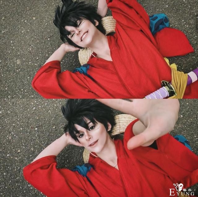 海贼王：女Coser反串性别扮三大主力，女版索隆比男版更高冷-8.jpg